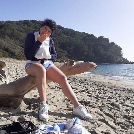 קבלייר-סור-מר Nouveau ! Chambre D'Hote Insolite Privee " Coeurs De Pirates A Bali En Provence" Spa Sauna Massages Dans Cadre Exotique D'Amenagements Exterieurs D'Exception Ete Comme Hiver Bienvenue !!! מראה חיצוני תמונה